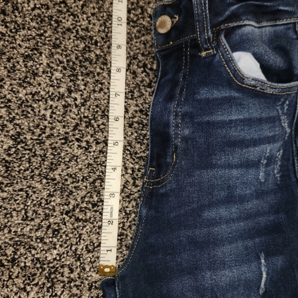 KanCan Signature Ultra High Rise Super Flare Jeans Size 24 30" Inseam Dark Wash - Picture 2 of 10